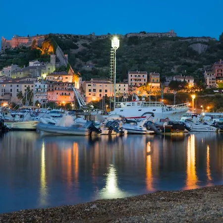 Elegant In Porto Ercole